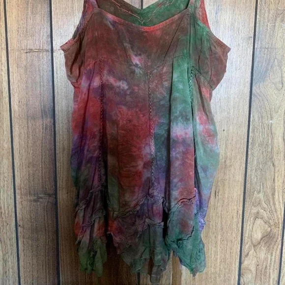 ๐งโ๏ธ๐ Sacred Threads 2000s fairy tank top โจ๐ฟ - Picture 2 of 5